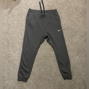 Men's Nike Sweatpant Joggers SIZE: Large